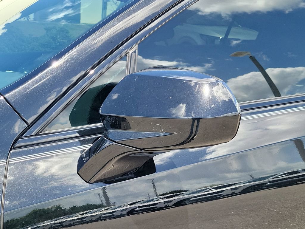 Used 2019 Cadillac XT4 Sport w/ Cold Weather Package image 11