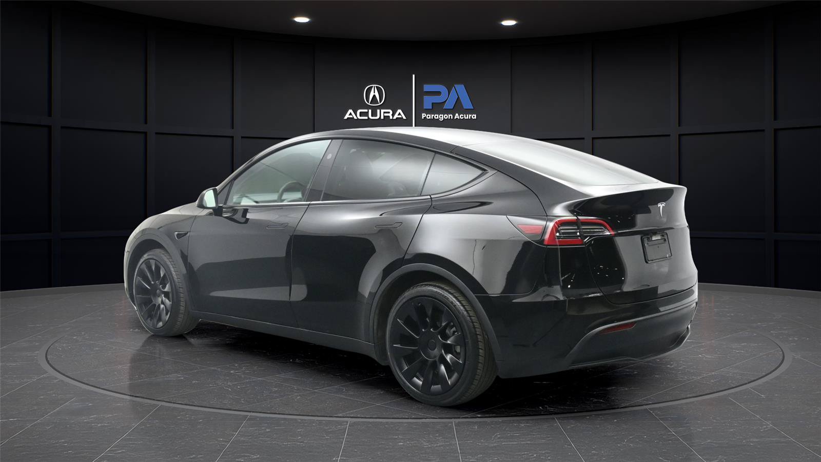 Used 2024 Tesla Model Y 2WD image 22