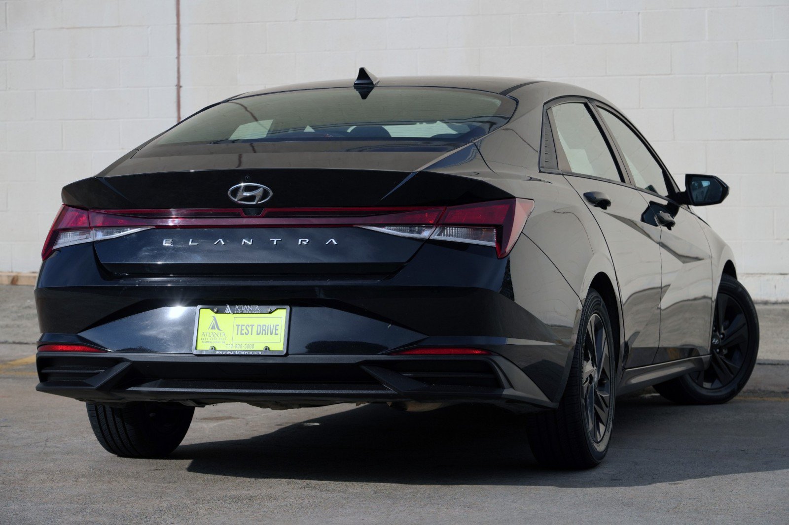 Used 2021 Hyundai Elantra SEL FWD image 4