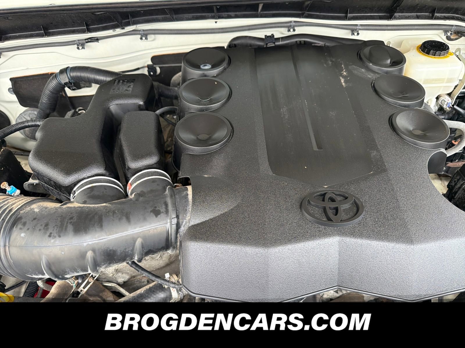 Used 2013 Toyota FJ Cruiser 4WD image 10