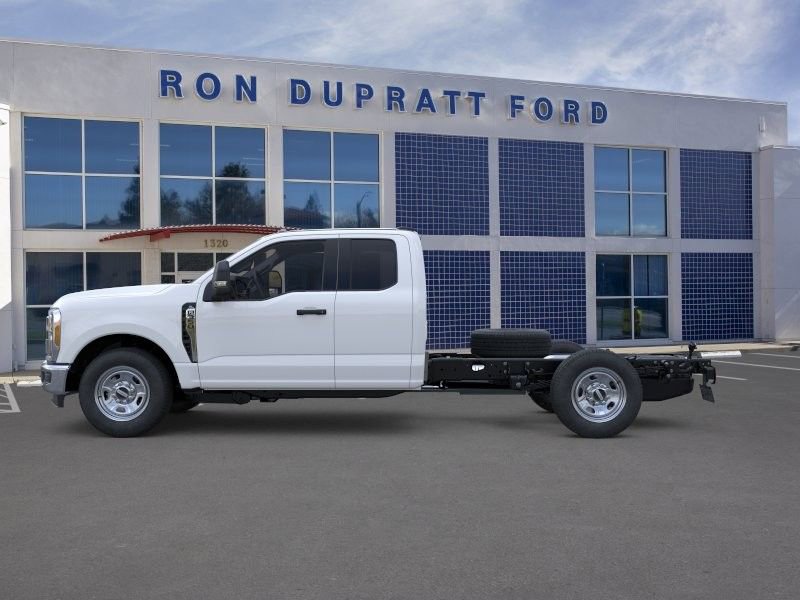 New 2026 Ford F350 XL w/ XL Chrome Package RWD image 4