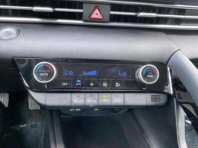 Used 2025 Hyundai Elantra Hybrid FWD image 24