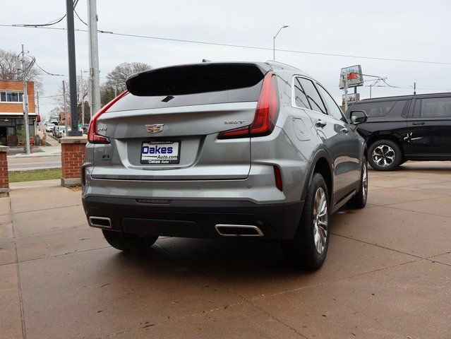Certified 2025 Cadillac XT4 Premium Luxury FWD image 8