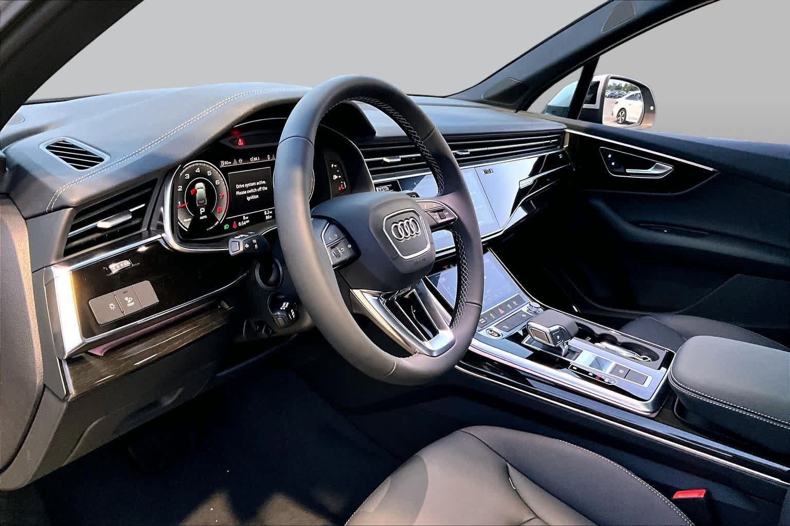 New 2026 Audi Q7 2.0T Premium AWD/4WD image 8