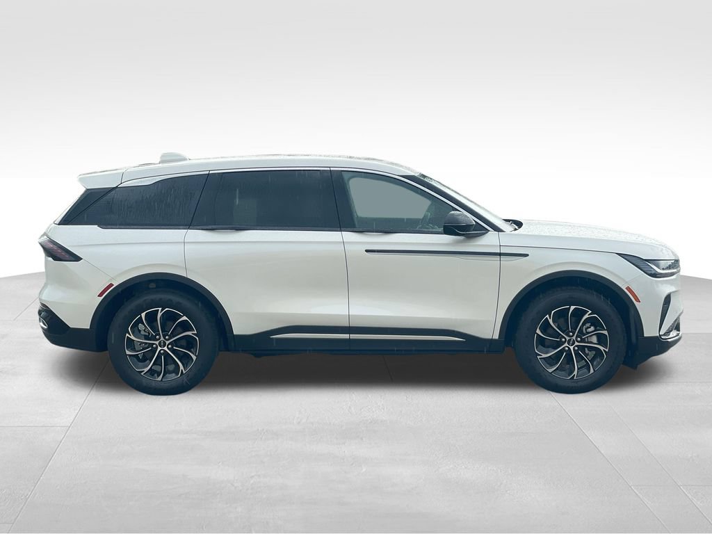 New 2026 Lincoln Nautilus Premier AWD/4WD image 6