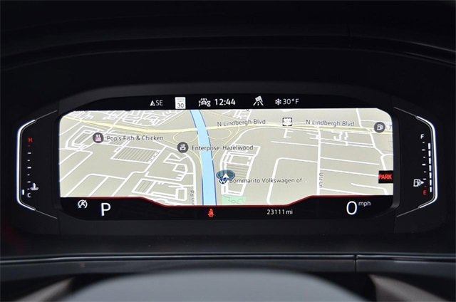 Certified 2022 Volkswagen Taos SEL w/ Panoramic Sunroof Package image 12