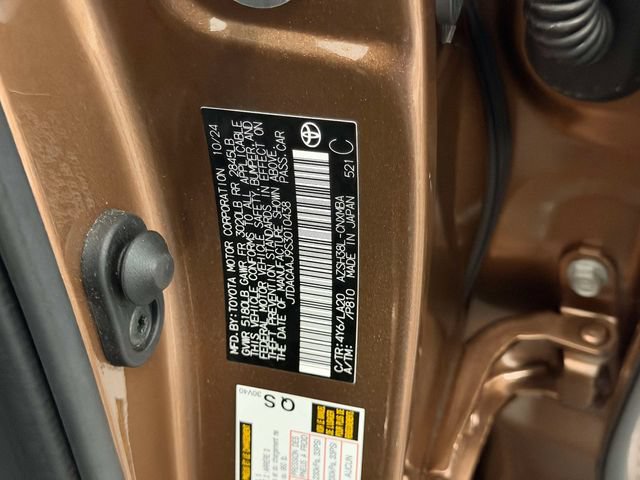 Used 2025 Toyota Crown Signia AWD/4WD image 18
