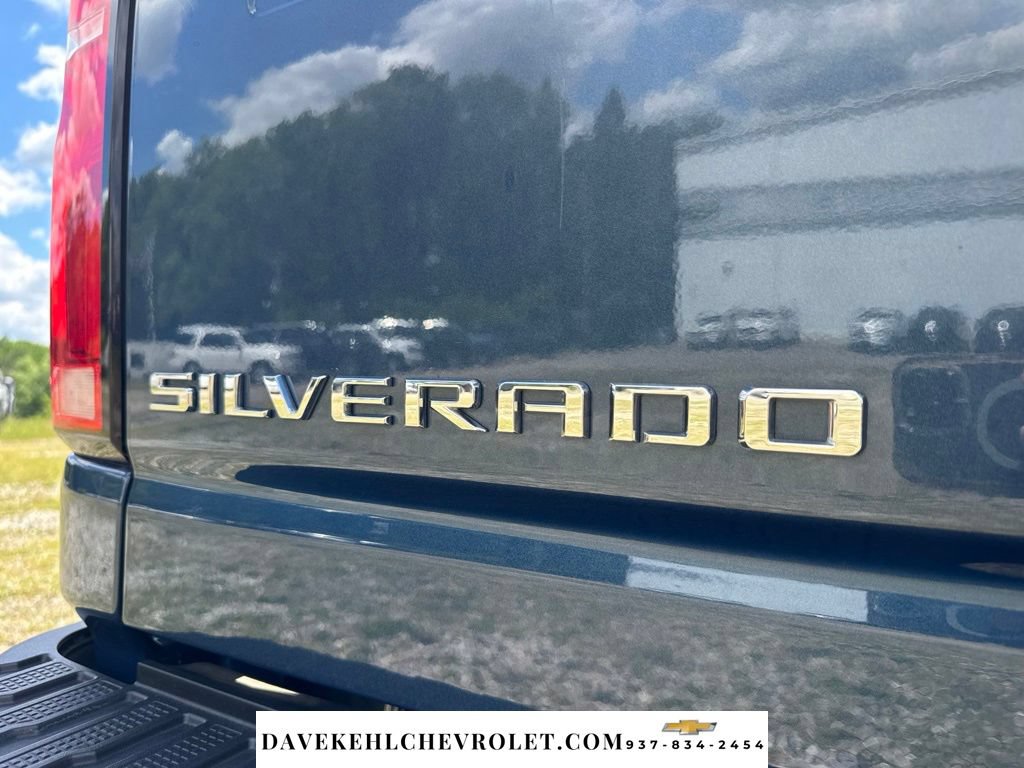 Used 2024 Chevrolet Silverado 2500 LTZ w/ LTZ Plus Package AWD/4WD image 54