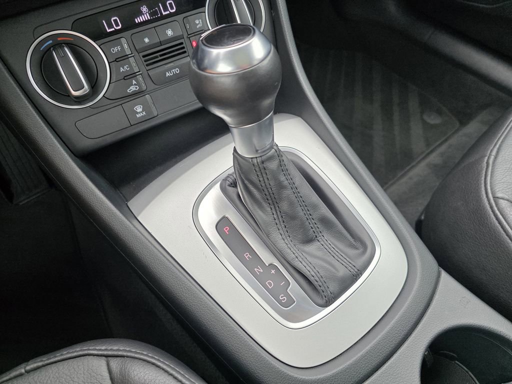 Used 2017 Audi Q3 2.0T Premium image 25