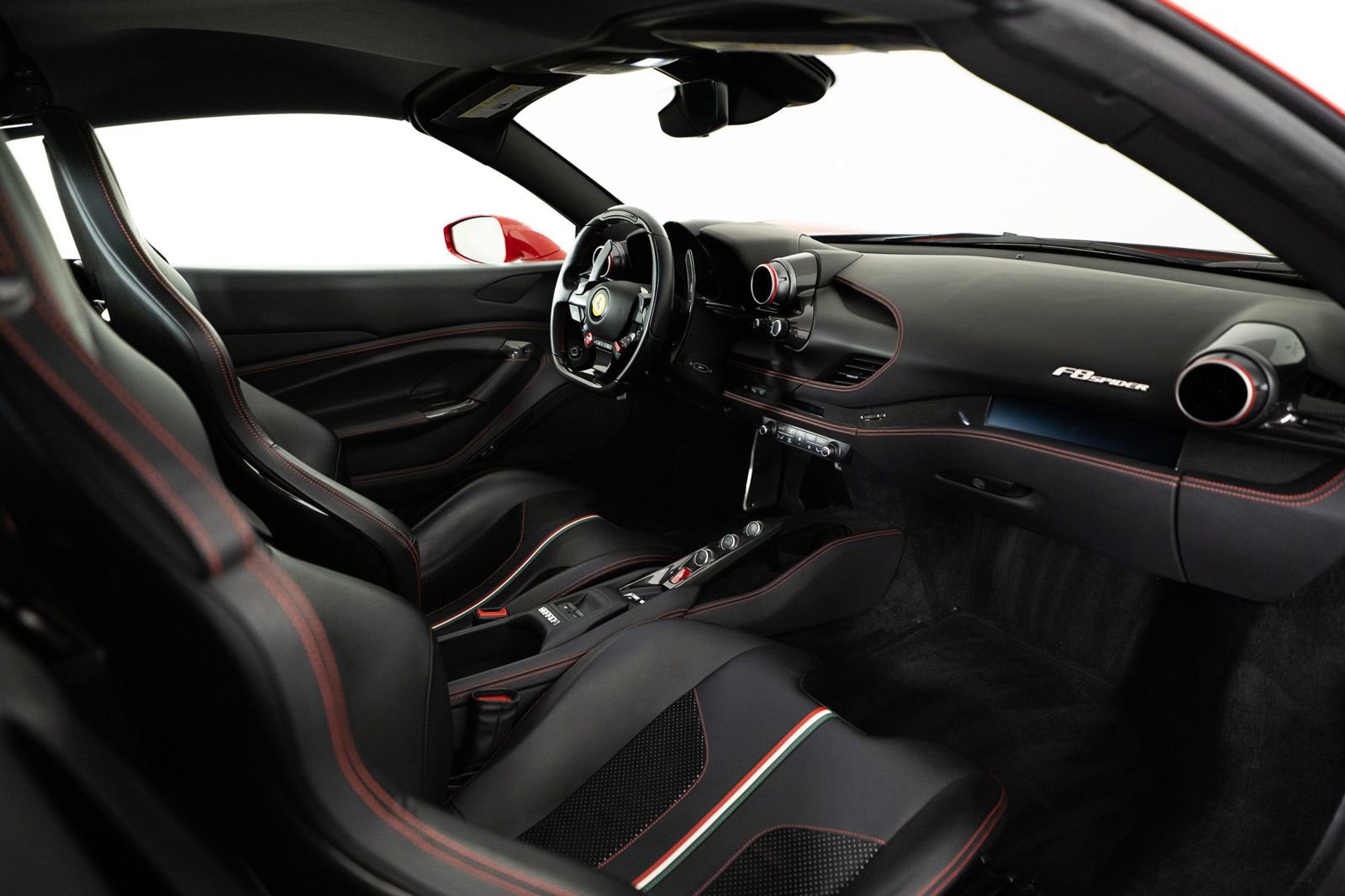 Certified 2021 Ferrari F8 Tributo Base image 54