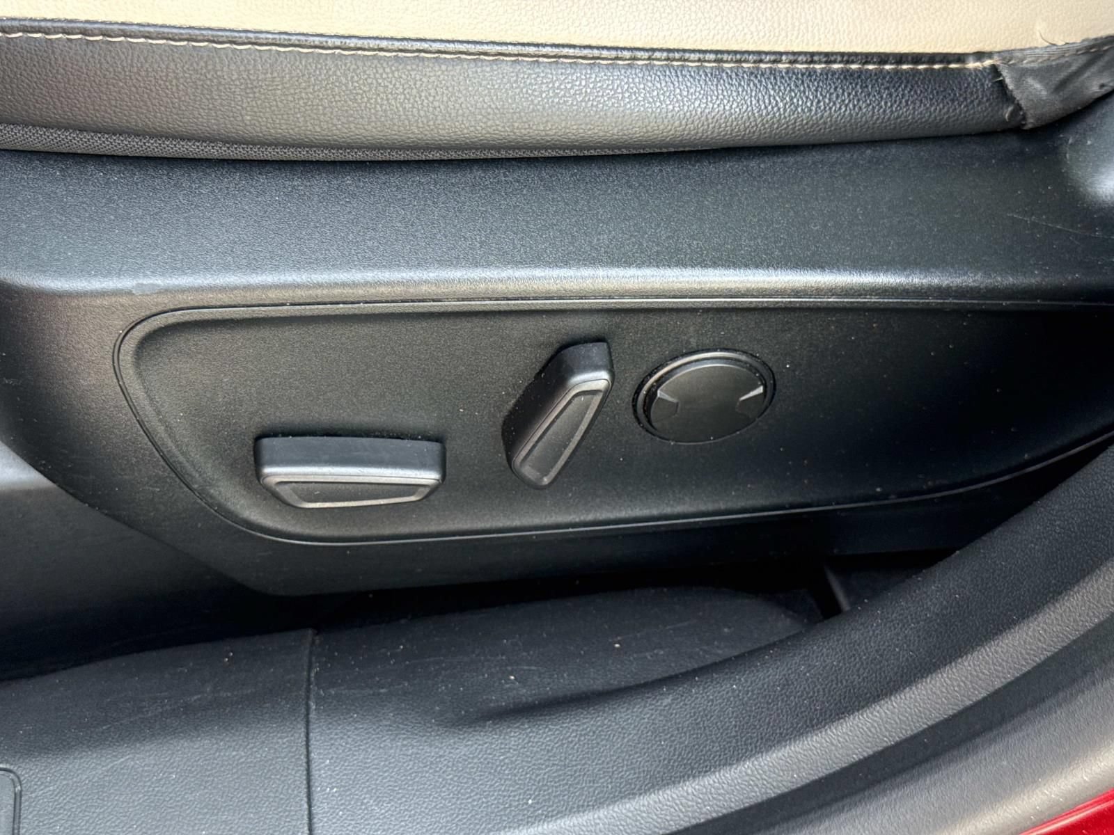 Used 2020 Ford Escape SE Sport AWD/4WD image 22