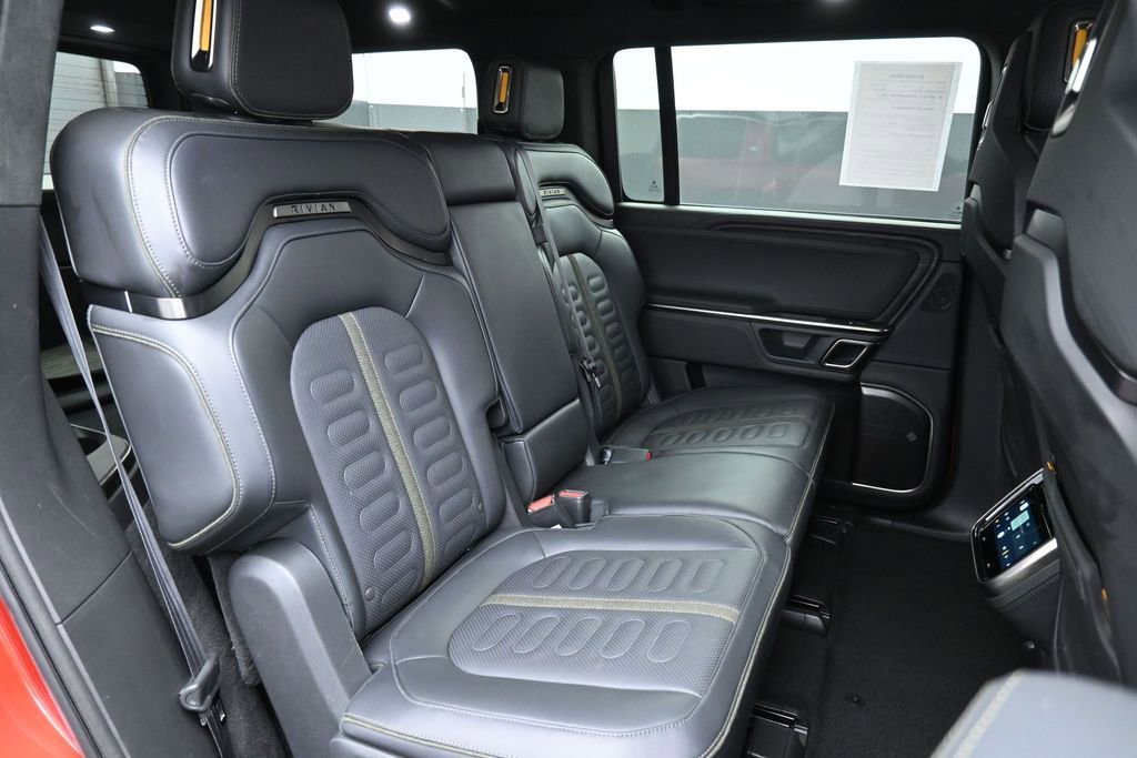 Used 2024 Rivian R1S Adventure AWD/4WD image 24