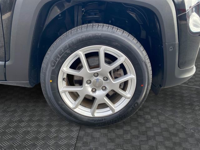 Used 2021 Jeep Renegade Limited w/ Luxury Group II image 35