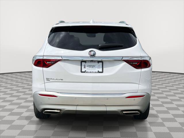 Used 2023 Buick Enclave Essence w/ Experience Buick Package AWD/4WD image 6