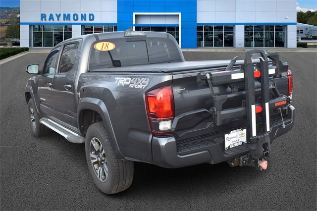 Used 2019 Toyota Tacoma TRD Sport image 5