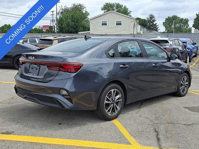 Used 2023 Kia Forte LXS FWD image 8