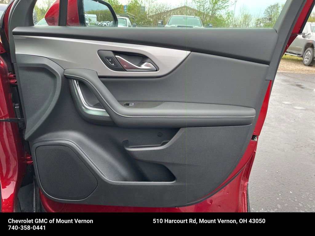 New 2025 Chevrolet Blazer LT w/ Convenience Package image 13