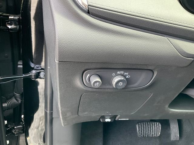 New 2026 Buick Encore GX Sport Touring w/ Advanced Technology Package FWD image 6