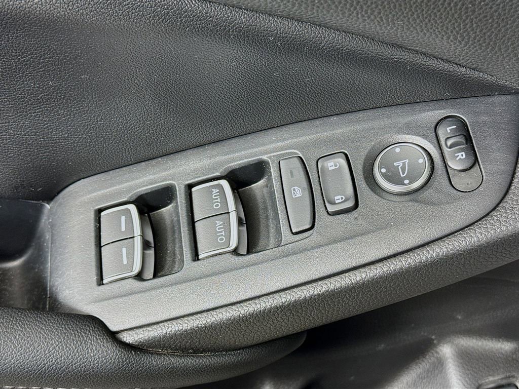 Used 2022 Honda Accord Sport image 26