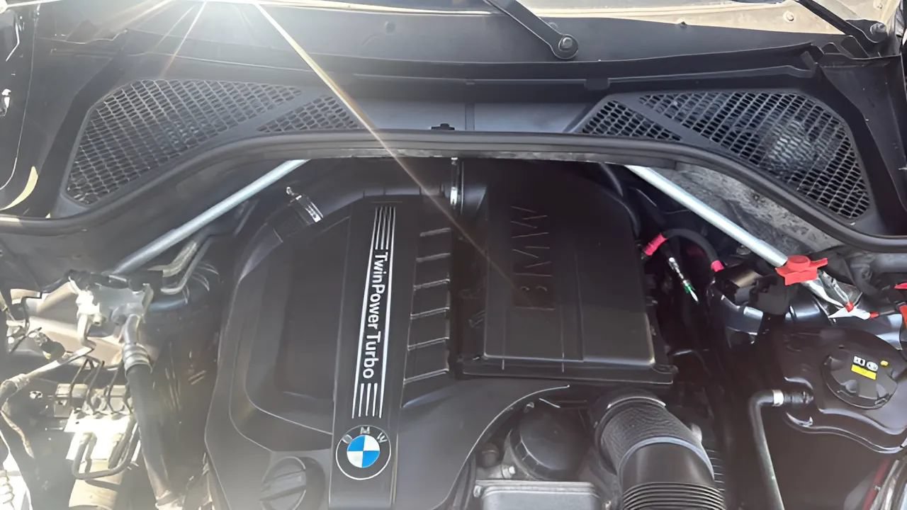 Used 2015 BMW X5 xDrive35i AWD/4WD image 24
