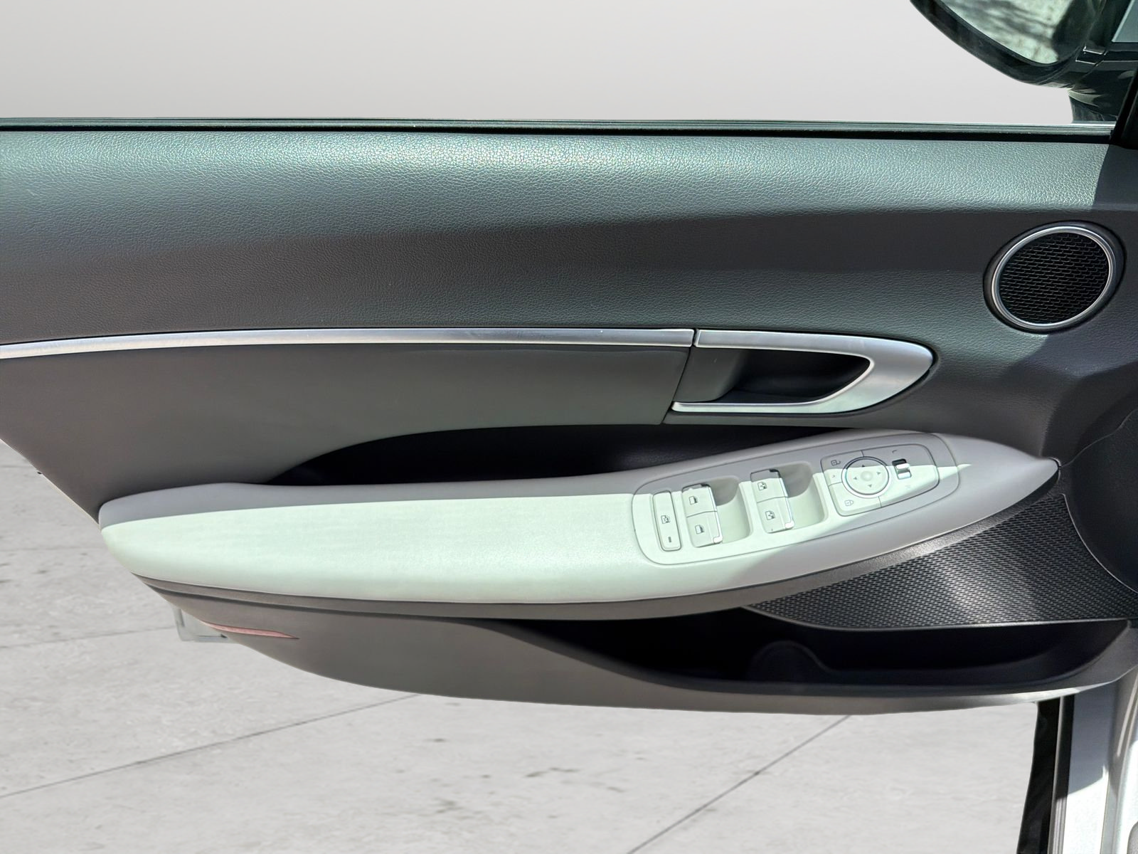 Used 2024 Hyundai Sonata SEL FWD image 26