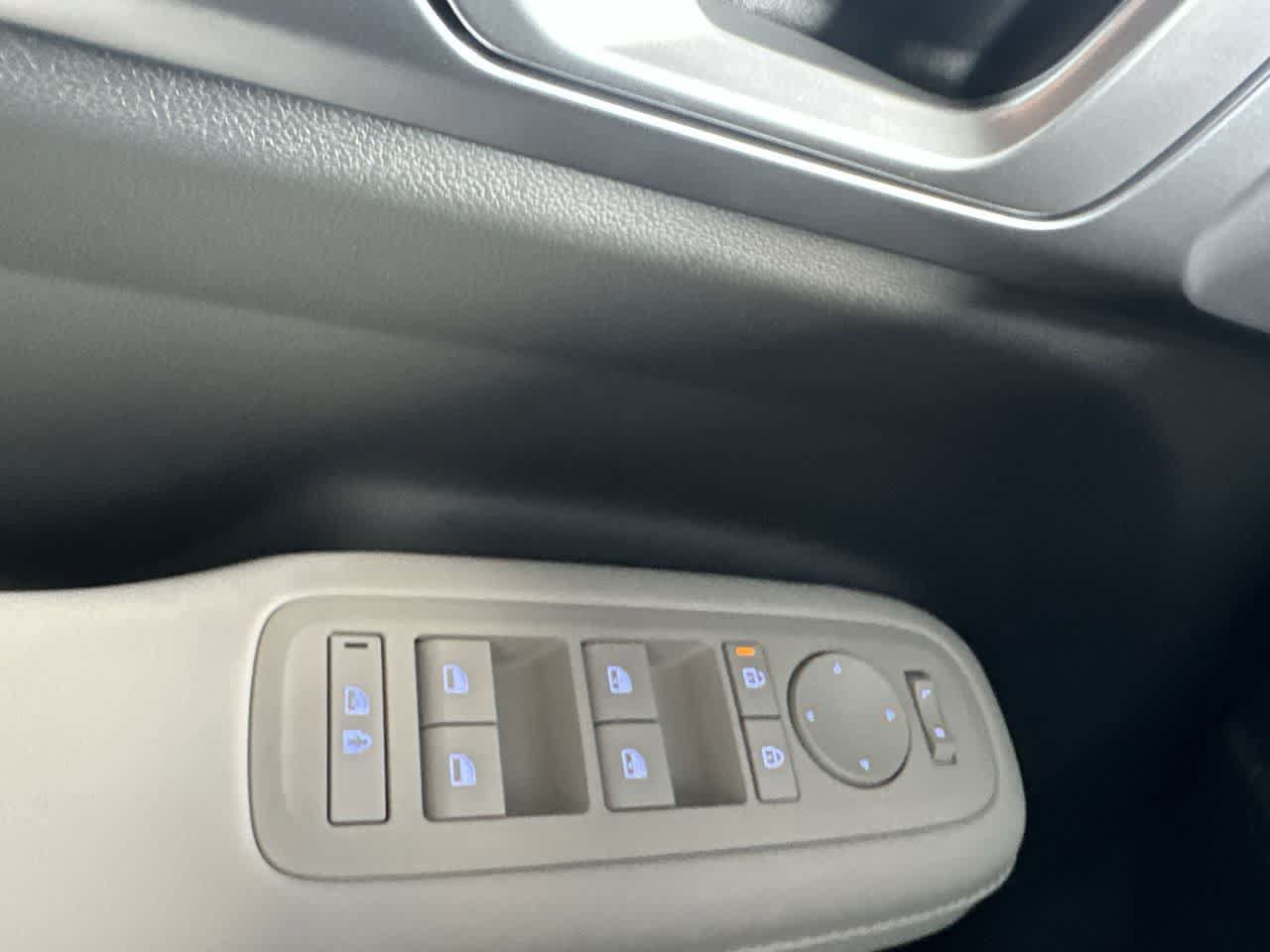 New 2027 Hyundai Santa Fe SEL FWD image 17