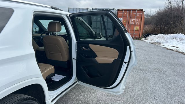 Certified 2023 Chevrolet Traverse Premier image 45