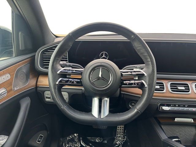 Used 2024 Mercedes-Benz GLS 580 4MATIC image 15