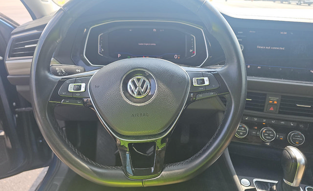 Used 2019 Volkswagen Jetta SEL FWD image 5