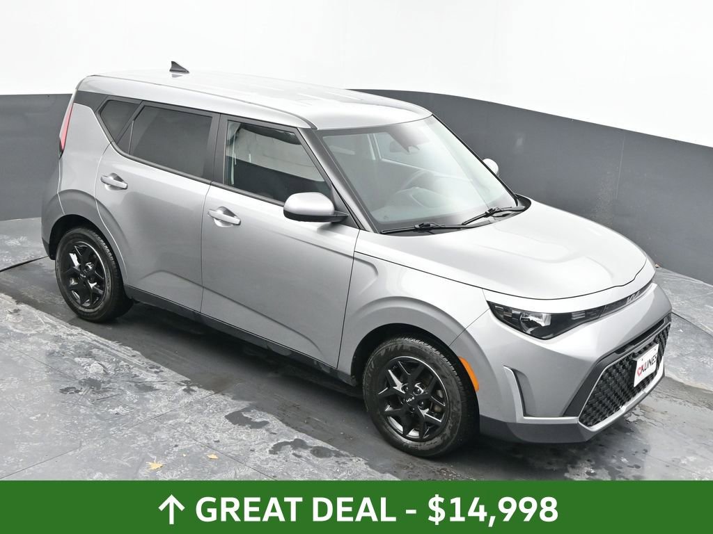 Used 2023 Kia Soul LX w/ Option Group 015 image 32