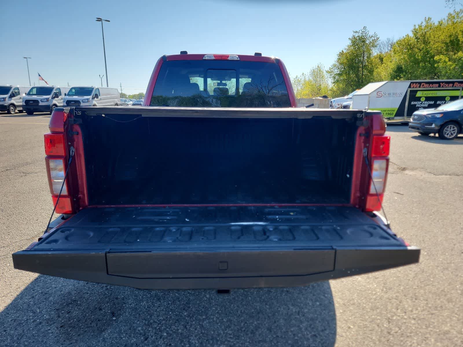 Used 2020 Ford F350 XLT w/ XLT Premium Package AWD/4WD image 36