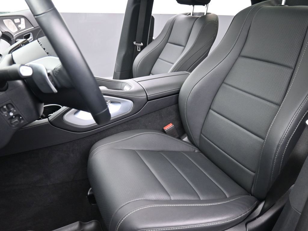 Used 2025 Mercedes-Benz GLE 350 4MATIC image 11