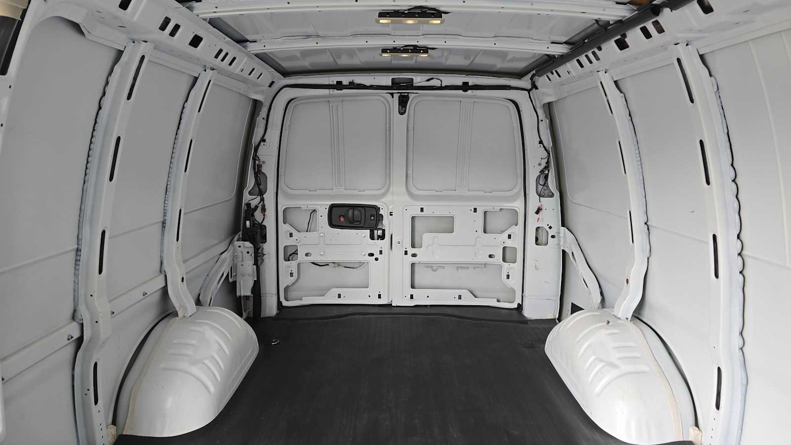 Used 2025 Chevrolet Express 2500 Extended w/ Driver Convenience Package RWD image 16