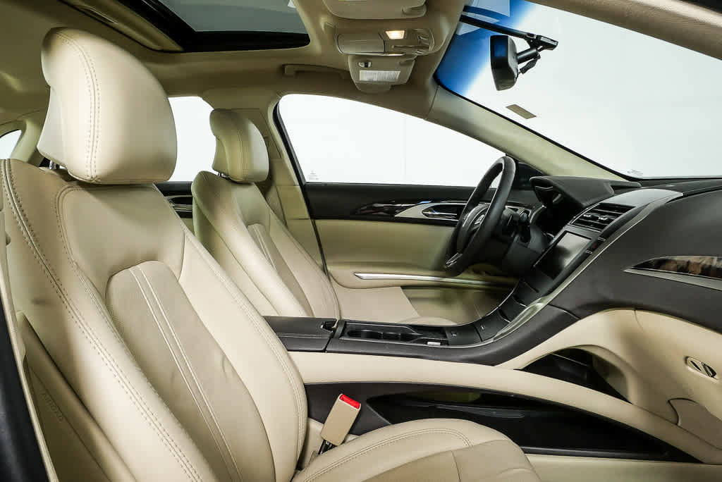 Used 2013 Lincoln MKZ FWD image 28
