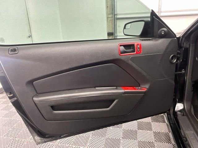 Used 2014 Ford Mustang Coupe image 12