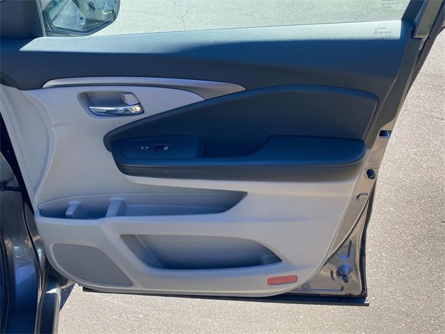 Used 2016 Honda Pilot LX image 34