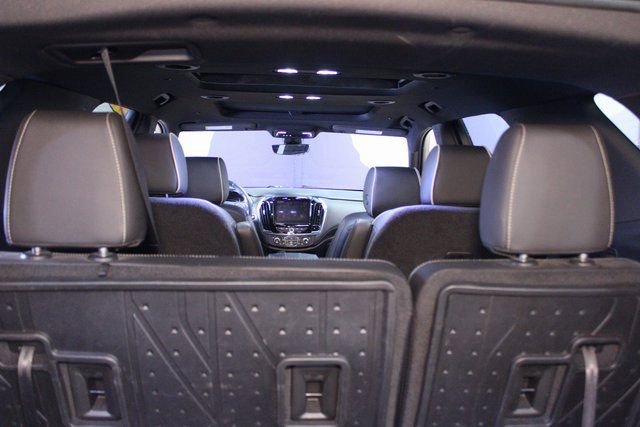Used 2023 Chevrolet Traverse Premier image 17