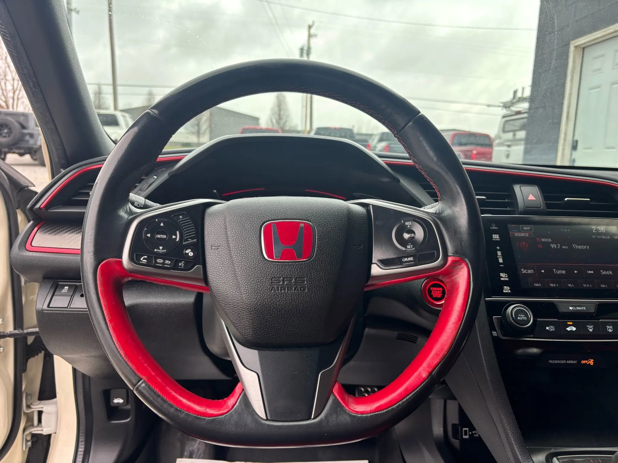 Used 2018 Honda Civic Type R image 21