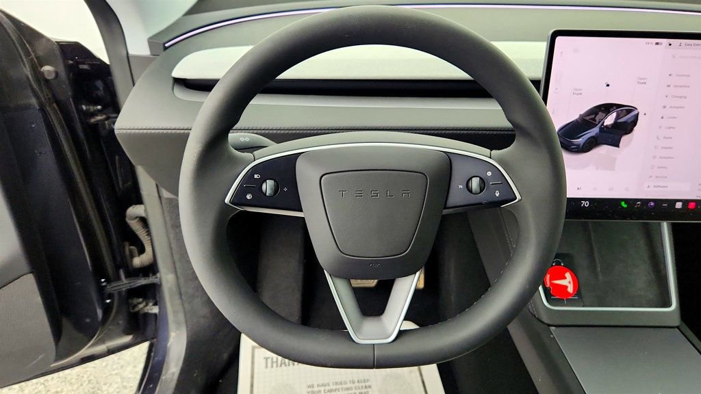 Used 2026 Tesla Model Y 2WD image 12