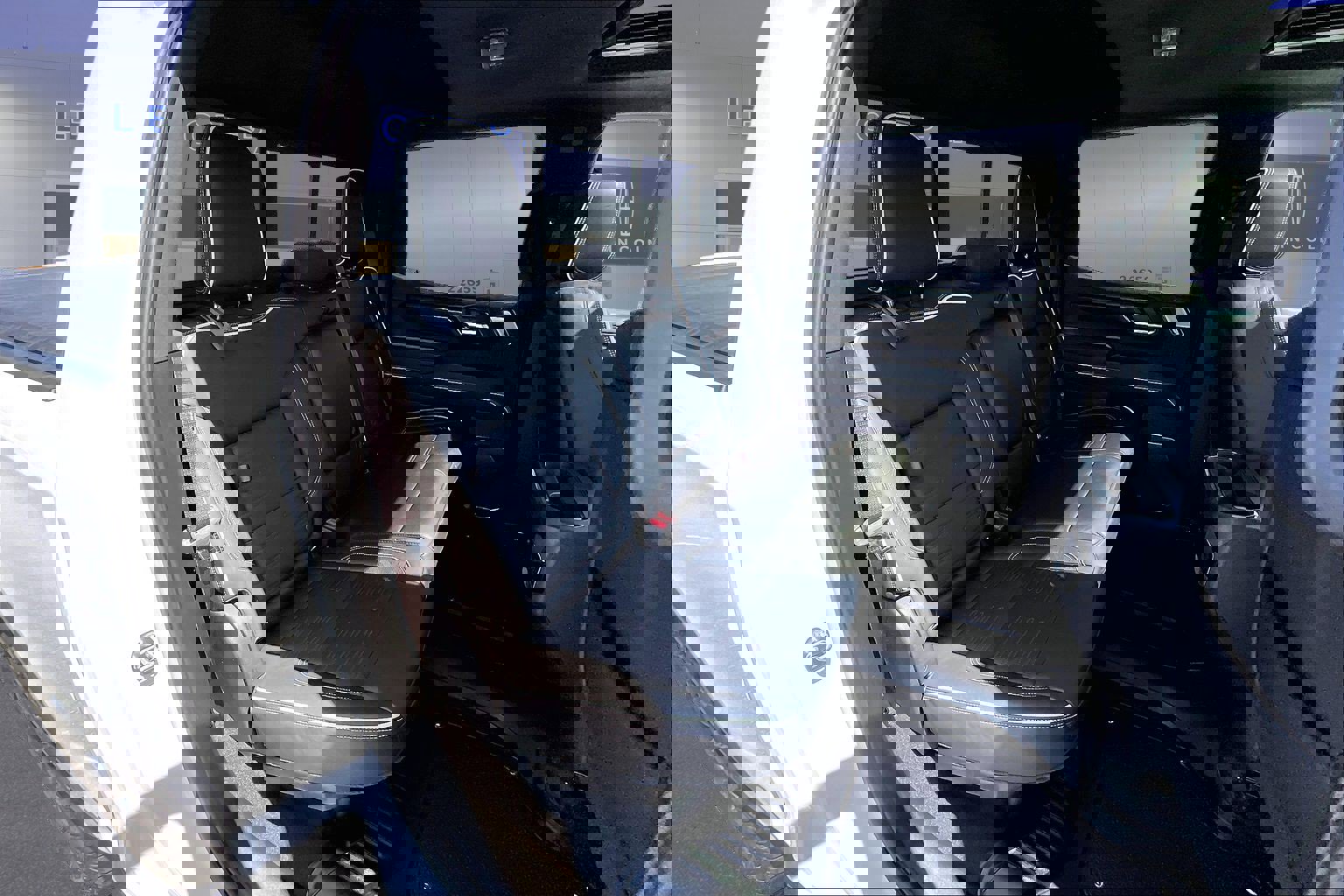 Used 2024 GMC Sierra 1500 AT4X image 27