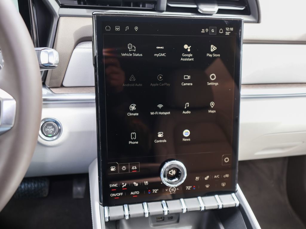 New 2026 GMC Terrain Denali w/ LPO, Floor Liner Package image 15