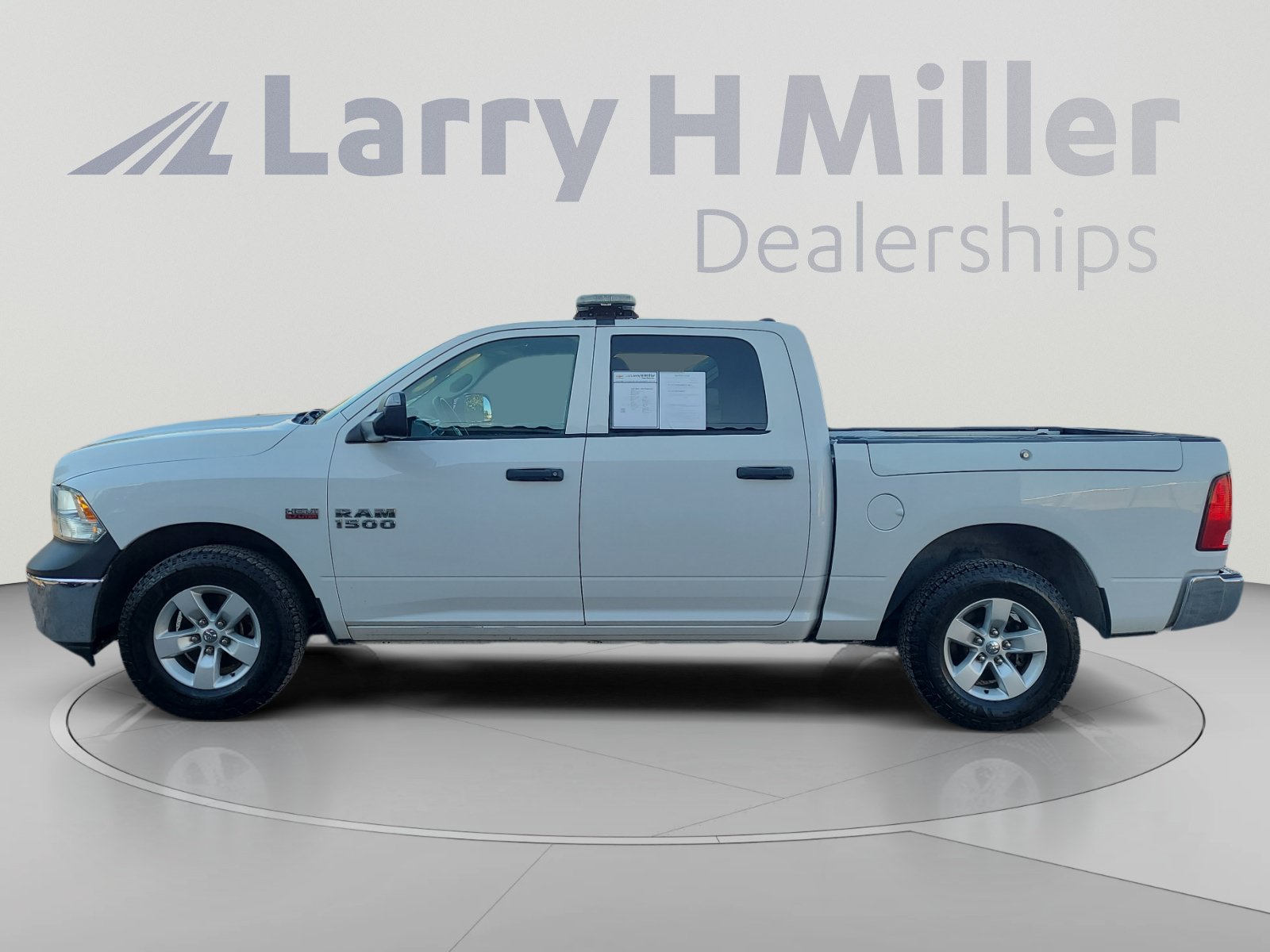 Used 2014 RAM 1500 Tradesman w/ Popular Equipment Group AWD/4WD image 2