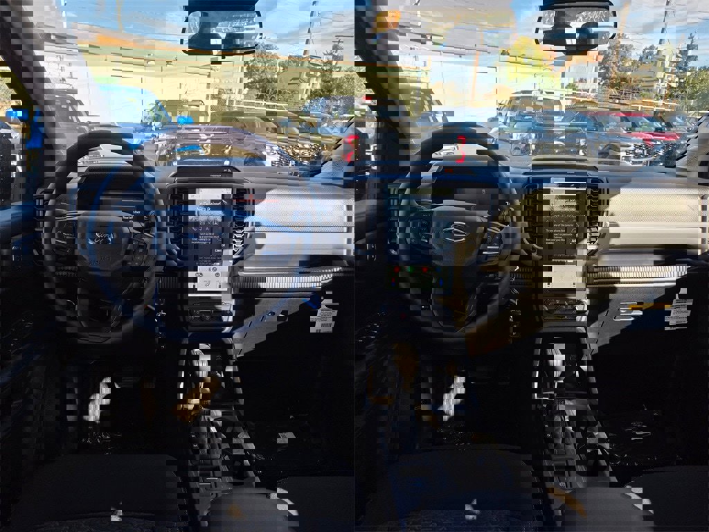 New 2025 Ford Ranger XL image 10