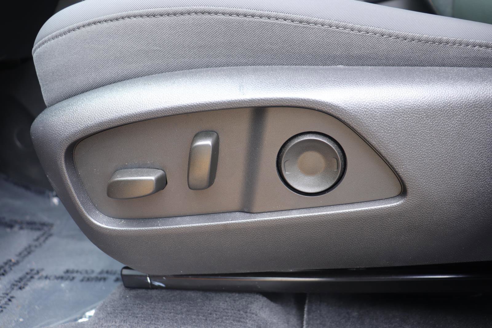Used 2026 GMC Terrain AT4 image 26