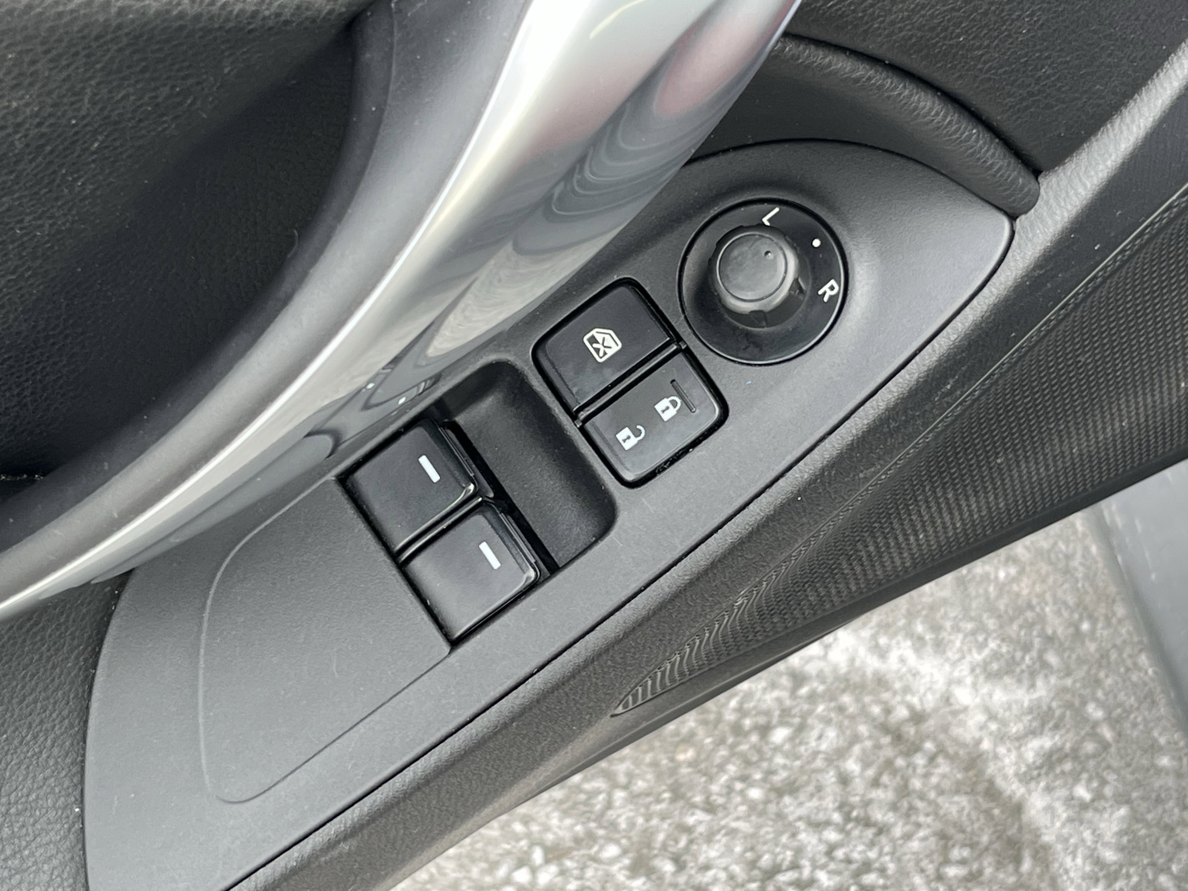 Used 2017 FIAT 124 Spider Abarth image 12