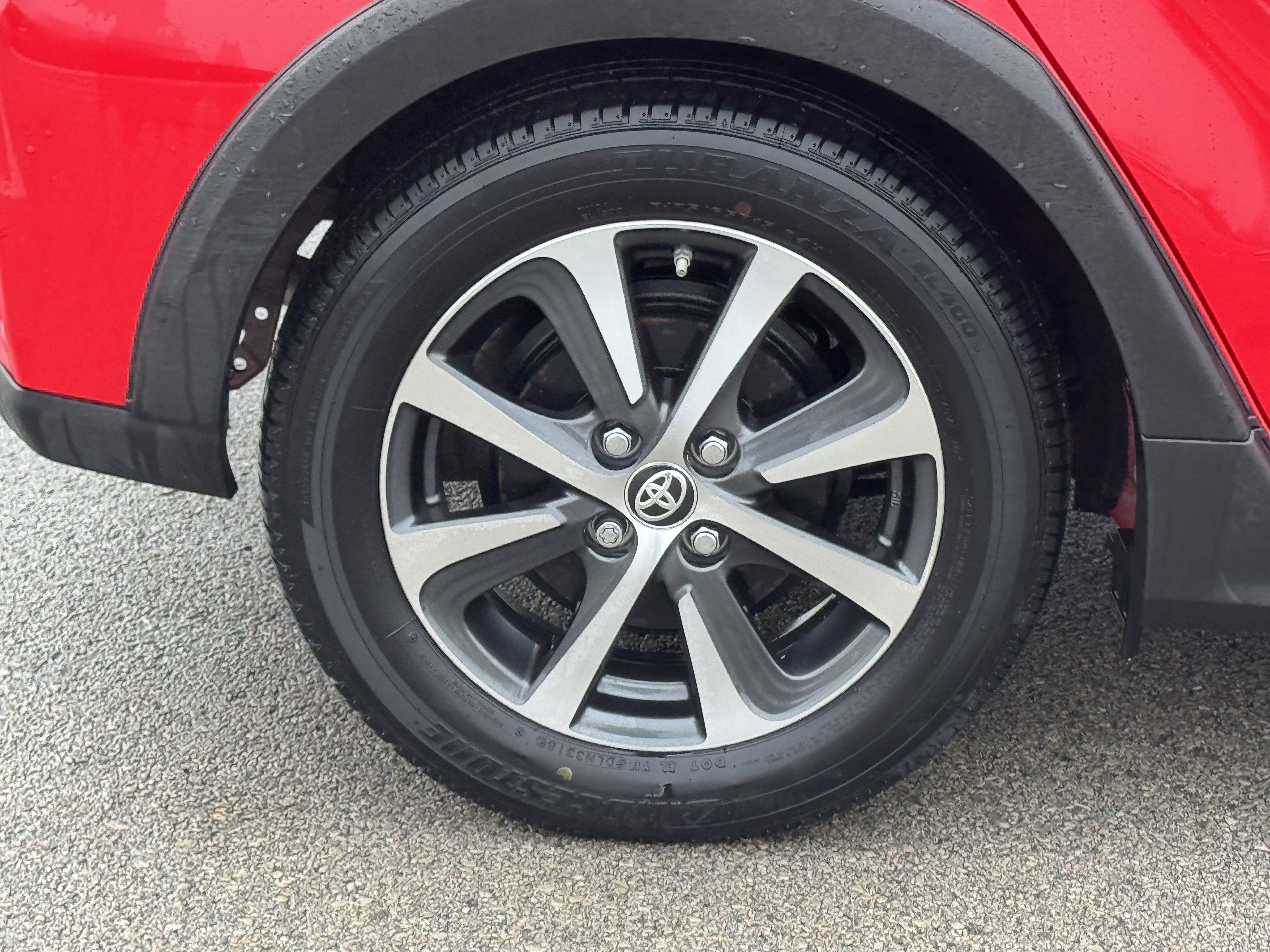 Used 2019 Toyota Prius C image 41