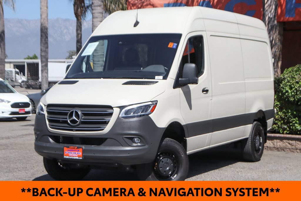 Used 2023 Mercedes-Benz Sprinter 2500 image 4