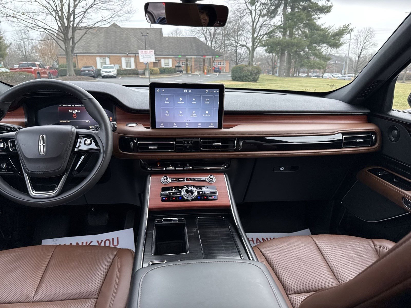 Used 2024 Lincoln Aviator Reserve w/ Equipment Group 201A image 19