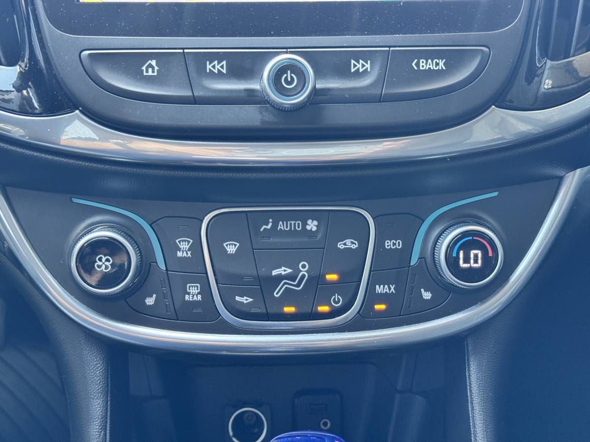 Used 2017 Chevrolet Volt Premier w/ Driver Confidence II Package FWD image 47