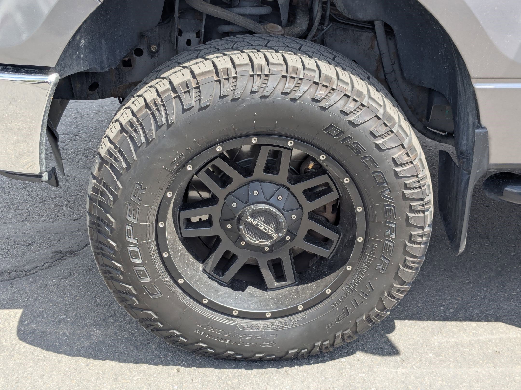 Used 2014 Ford F150 XLT AWD/4WD image 13